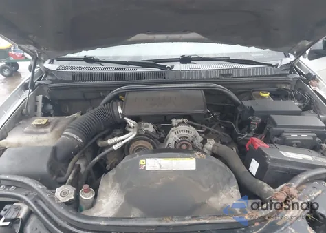 2010 Jeep Grand Cherokee Laredo from USA, damaged, VIN 1J4PR4GK4AC145765